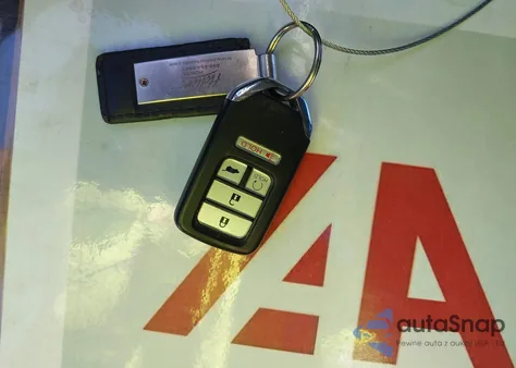 2022 Honda Pilot Awd Sport z USA, uszkodzony, nr VIN 5FNYF6H38NB071698